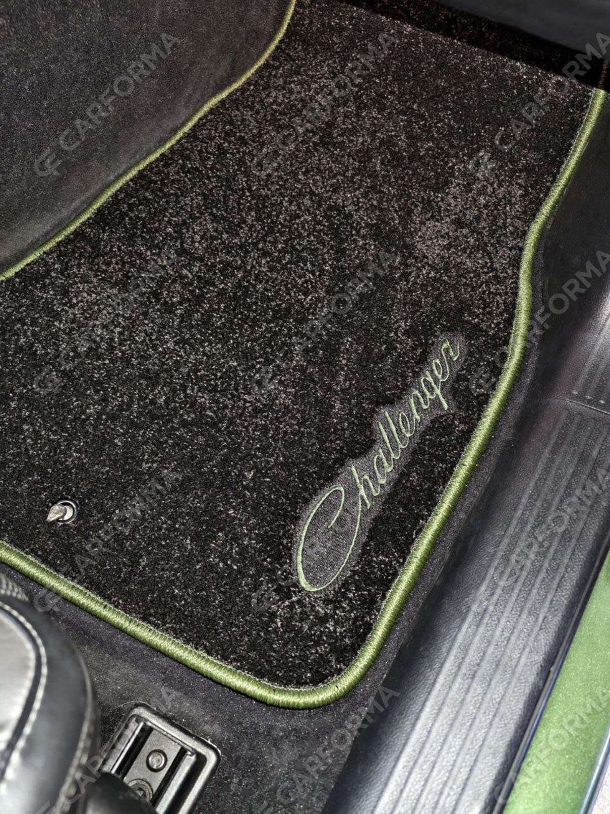 Коврики на Dodge Challenger III 2008&nbsp;-&nbsp;2023 в Смоленске