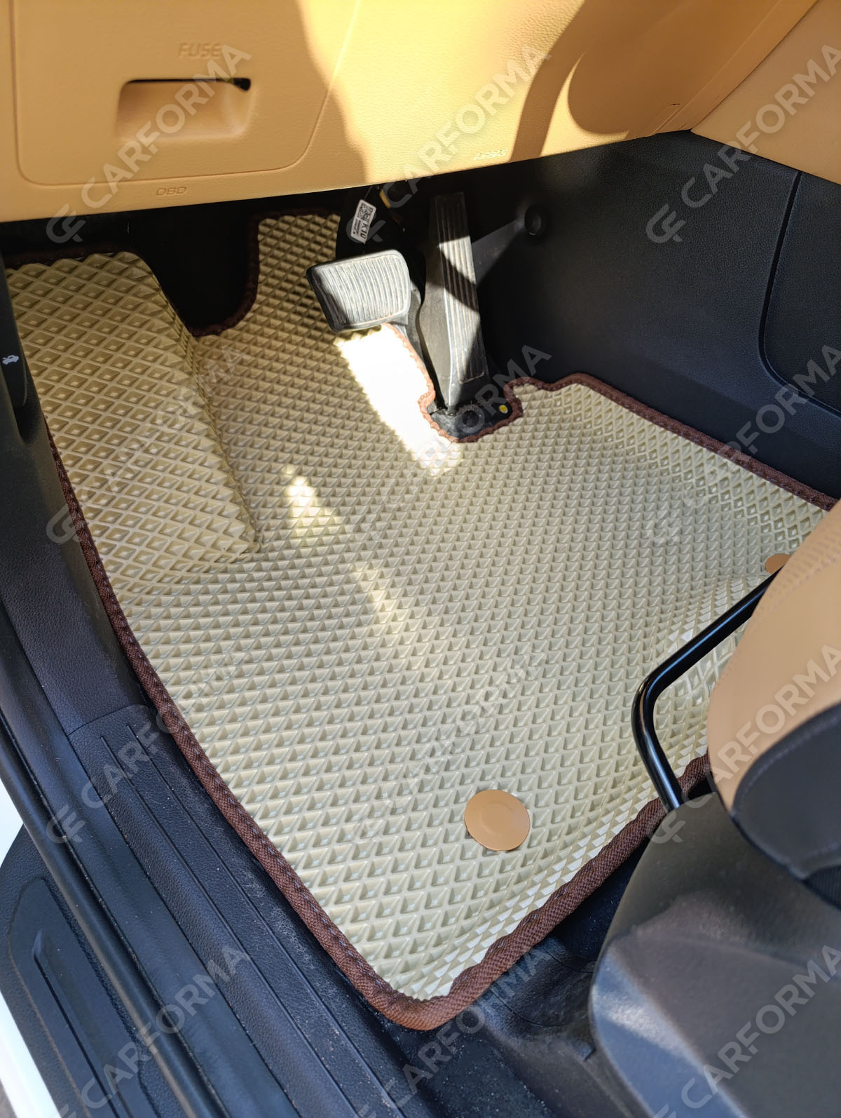 Коврики на KIA Carnival IV 7 мест с оттоманками 2020&nbsp;-&nbsp;2026 в Смоленске