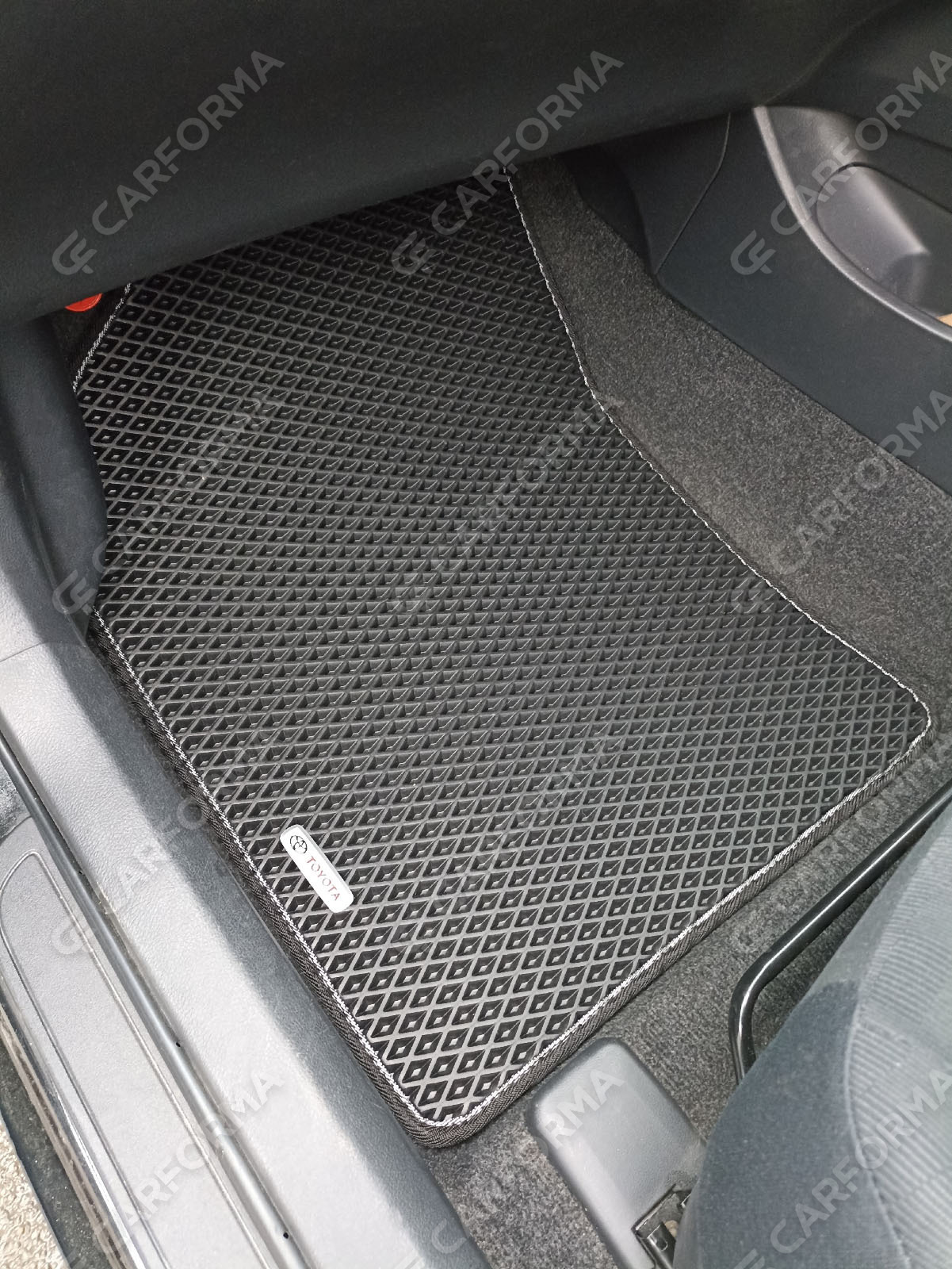 Ворсовые коврики на Toyota Corolla Axio (E14) 2006&nbsp;-&nbsp;2012 в Смоленске