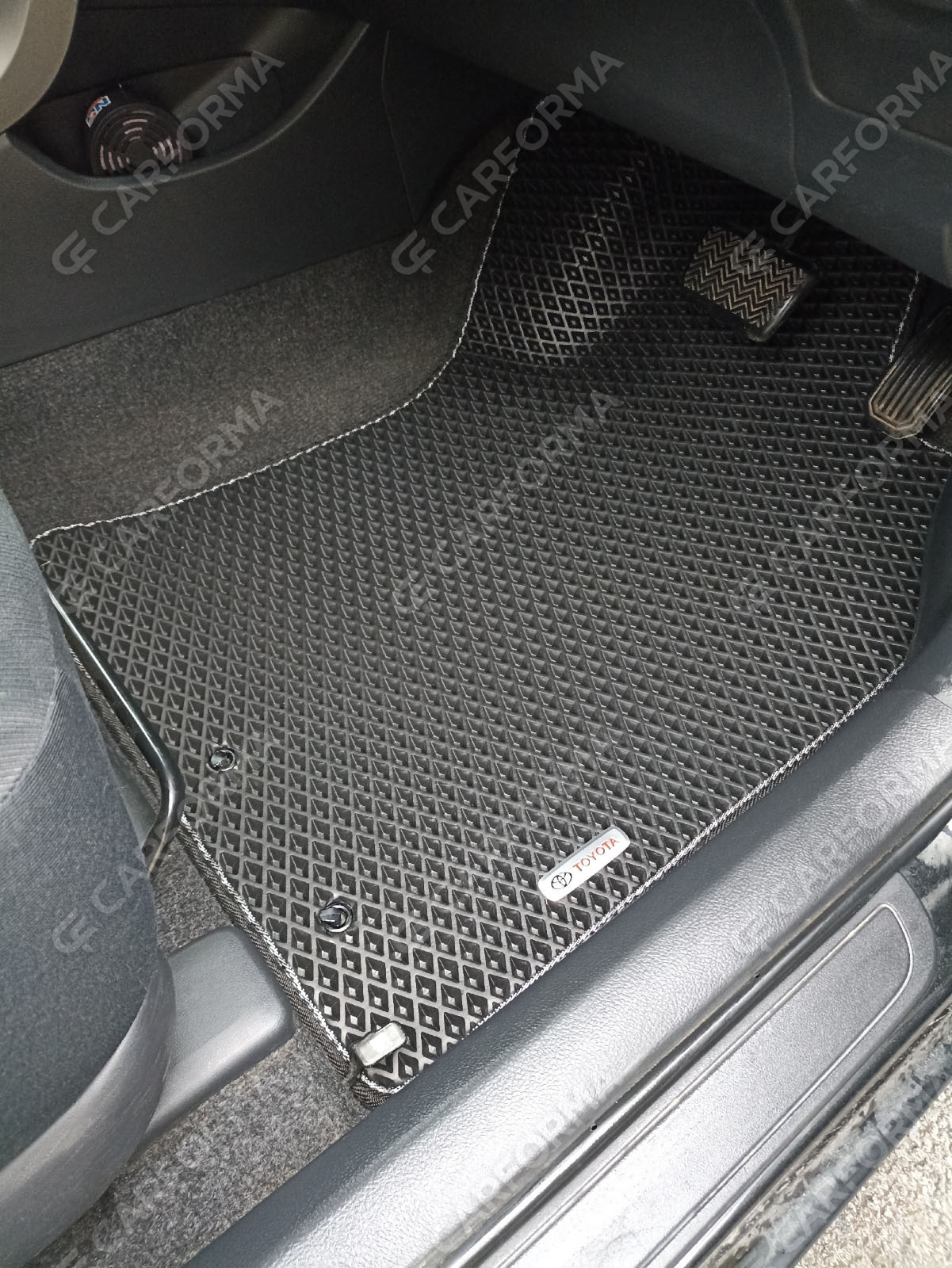 Ворсовые коврики на Toyota Corolla Axio (E14) 2006&nbsp;-&nbsp;2012 в Смоленске