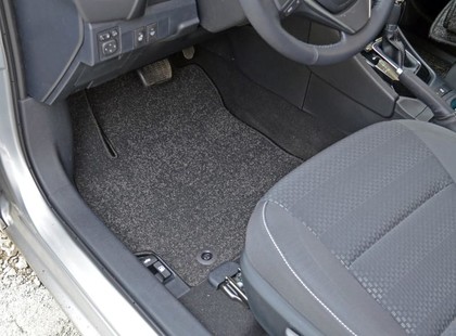 Коврики на Toyota Corolla (E18) 2012 - 2019 в Смоленске