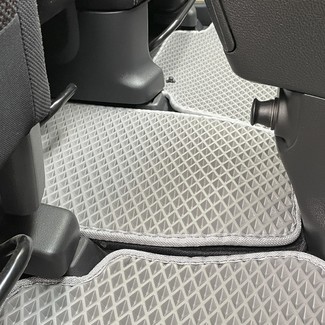 Ворсовые коврики на Nissan Serena (C27) 2016 - 2022 в Смоленске