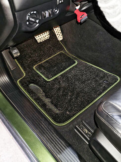 Коврики на Dodge Challenger III 2008&nbsp;-&nbsp;2023 в Смоленске