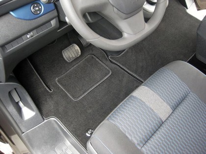 Коврики на Peugeot Traveller 2016 - 2025 в Смоленске