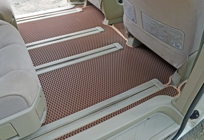 Коврики на Toyota Estima III 2006 - 2019 в Смоленске