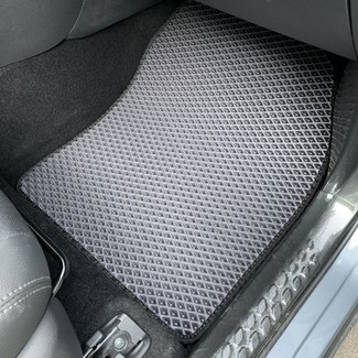 Коврики на Toyota C-HR 2016 - 2025 в Смоленске