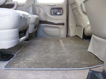 Коврики на Chevrolet Express 2002 - 2019 в Смоленске