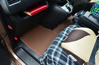 Ворсовые коврики на Nissan Serena (C27) 2016 - 2022 в Смоленске