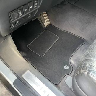 Коврики на Infiniti QX70 2013 - 2019 в Смоленске