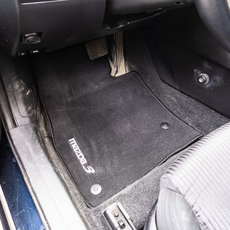 Коврики на Mazda 3 2013 - 2019 в Смоленске