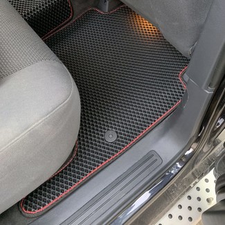 Коврики на Volkswagen Touareg I 2002 - 2010 в Смоленске