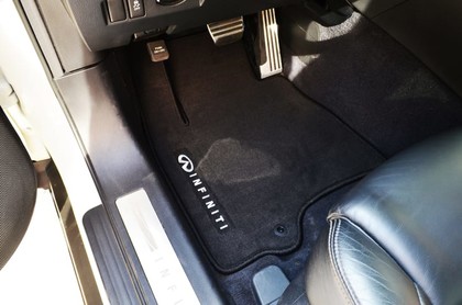 Коврики на Infiniti QX70 2013 - 2019 в Смоленске
