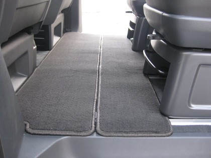 Коврики на Volkswagen Multivan (T5) 2003 - 2015 в Смоленске
