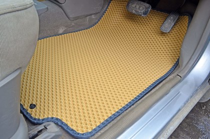 Ворсовые коврики на Nissan March (K12) 2002 - 2010 в Смоленске