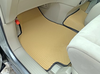 Коврики на Toyota Estima III 2006 - 2019 в Смоленске