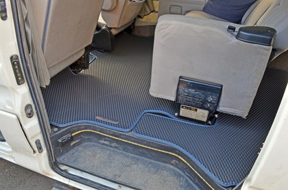 Коврики на Mitsubishi Delica 4 1994 - 2007 в Смоленске