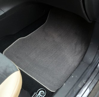 Коврики на Ford Fiesta VI 2008 - 2019 в Смоленске