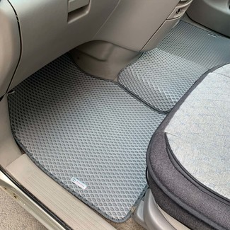Коврики на Toyota Estima II 2000 - 2005 в Смоленске