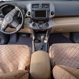 Коврики на Toyota Rav4 III 2006 - 2013 в Смоленске
