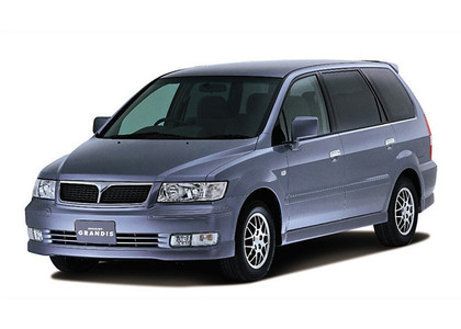 Ворсовые коврики на Mitsubishi Chariot Grandis 1997 - 2003 в Смоленске