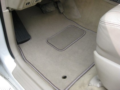 Ворсовые коврики на Lexus LX 470 1997 - 2007 в Смоленске