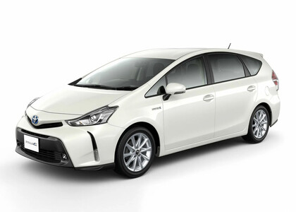 EVA коврики на Toyota Prius Alpha 2011 - 2021 в Смоленске
