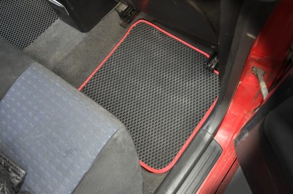 Коврики на Mitsubishi Lancer IX 2000 - 2010 в Смоленске