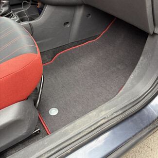 Ворсовые коврики на Opel Corsa D 2006 - 2014 в Смоленске Ворсовые коврики на Opel Corsa D 2006 - 2014 в Смоленске