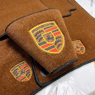 Коврики на Porsche Macan 2013 - 2025 в Смоленске