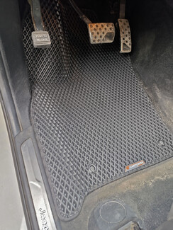 Ворсовые коврики на Jeep Grand Cherokee (WK2) 2010 - 2022 в Смоленске Ворсовые коврики на Jeep Grand Cherokee (WK2) 2010 - 2022 в Смоленске