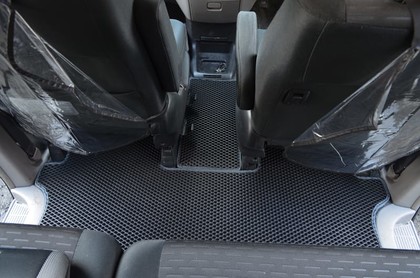 Ворсовые коврики на Toyota Noah (R60) 2001 - 2007 в Смоленске