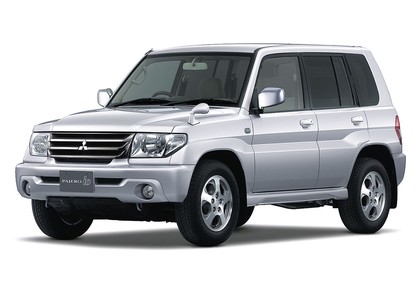 Коврики на Mitsubishi Pajero iO 1998 - 2007 в Смоленске