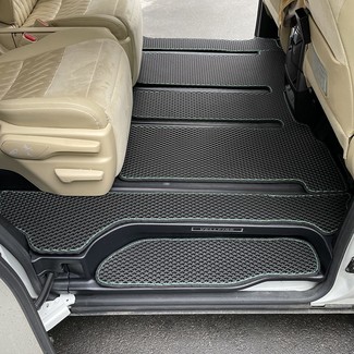 Ворсовые коврики на Toyota Vellfire (H30) 2015 - 2023 в Смоленске