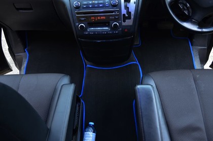 Коврики на Nissan Elgrand (E51) 2002 - 2010 в Смоленске