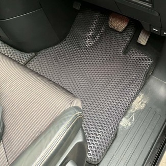 Коврики на Nissan Elgrand (E52) 2010 - 2025 в Смоленске
