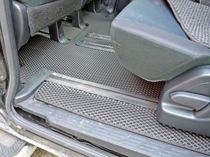 Ворсовые коврики на Toyota Esquire (R80) 2014 - 2021 в Смоленске