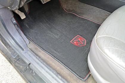 Ворсовые коврики на Dodge Intrepid II 1997 - 2004 в Смоленске
