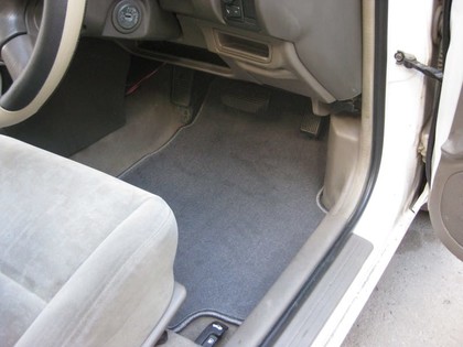 Коврики на Nissan Sunny (B15) 1998 - 2004 в Смоленске