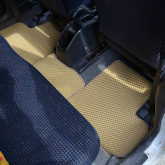Коврики на Suzuki Ignis 2000 - 2008 в Смоленске
