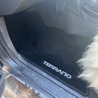 Коврики на Nissan Terrano I (WD21) 1985 - 1995 в Смоленске
