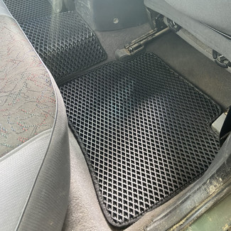 Ворсовые коврики на Nissan Primera (P11) 1996 - 2002 в Смоленске