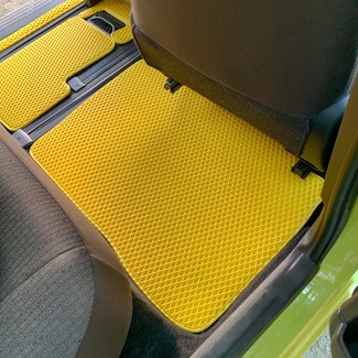 Коврики на Toyota Porte II 2012 - 2020 в Смоленске
