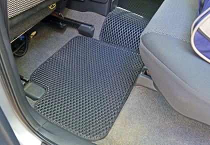 Коврики на Toyota Rav4 II 2000 - 2006 в Смоленске