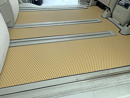 Коврики на Toyota Estima III 2006 - 2019 в Смоленске