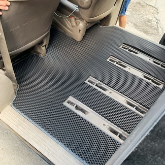 Коврики на Dodge Caravan (RG) 2000 - 2007 в Смоленске