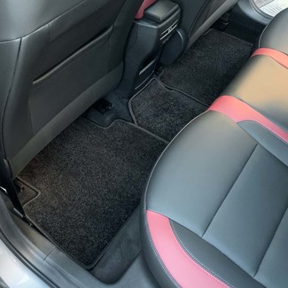 Ворсовые коврики на Geely Coolray 2018 - 2025 в Смоленске