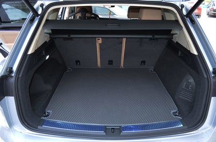 Ворсовые коврики на Volkswagen Touareg III 2018 - 2025 в Смоленске