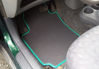 Коврики на Toyota Echo 1999 - 2006 в Смоленске