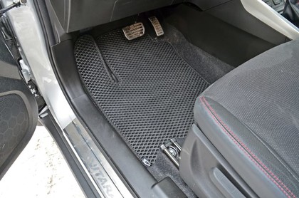 Коврики на Suzuki Vitara 2014 - 2025 в Смоленске