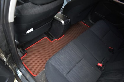 Коврики на Toyota Auris I 2006 - 2012 в Смоленске